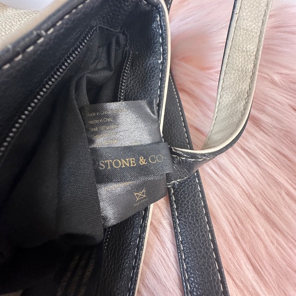 Stone Mountain  Black and Cream Tote, Shoulder bag - Picture 7 of 8